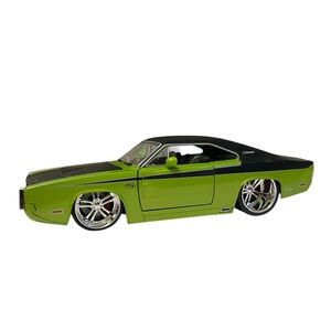 Jada Dub City Big Time Muscle 1970 Dodge Charger Green 1:24 Diecast Car
